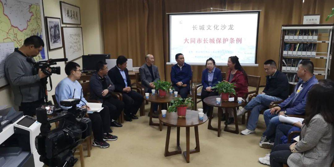 澳門黃大仙三期必出生肖，揭秘背后的秘密與策略，澳門黃大仙三期生肖預(yù)測揭秘，背后的秘密策略與生肖必出趨勢分析