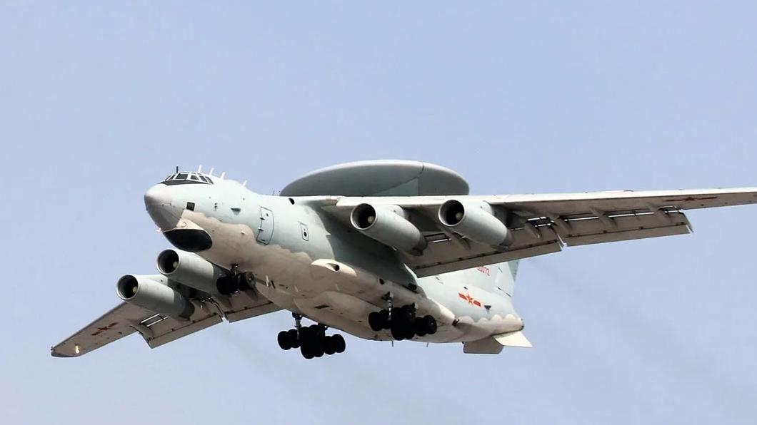 空警預(yù)警機(jī)2000，技術(shù)前沿的空中衛(wèi)士，技術(shù)前沿的空中衛(wèi)士——空警預(yù)警機(jī)2000
