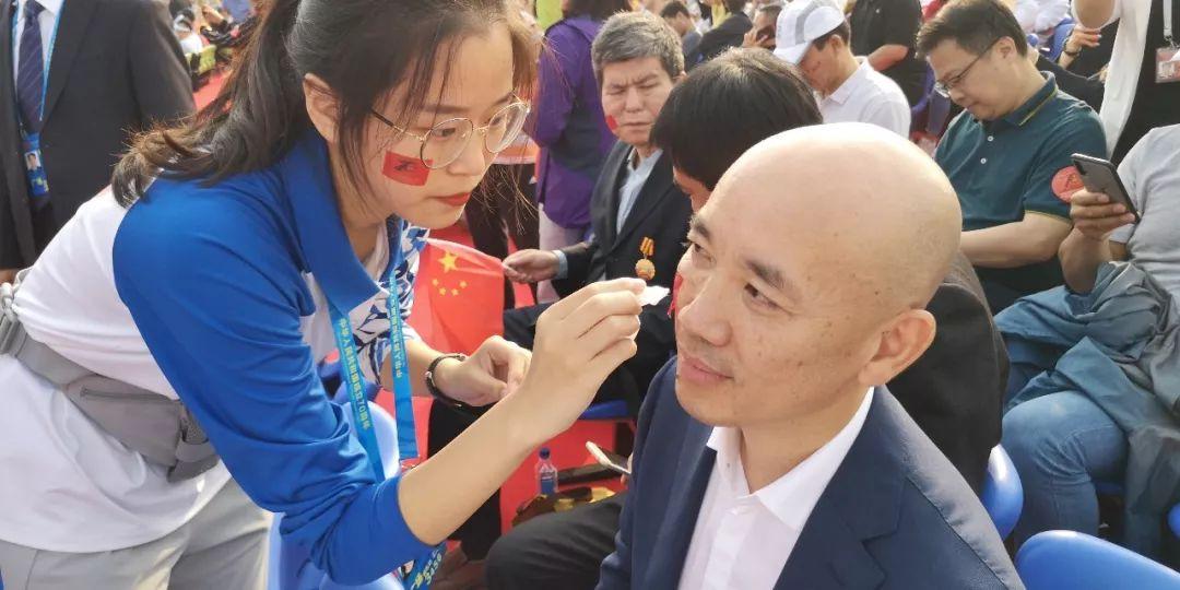 國慶閱兵視頻2019，回顧盛況，完整視頻再現(xiàn)輝煌，2019國慶閱兵回顧，盛況再現(xiàn)，輝煌視頻展現(xiàn)