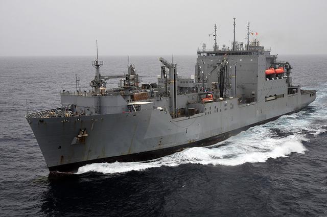 中國新型巨艦即將服役，引領海洋強國新篇章，中國新型巨艦引領海洋強國新篇章，即將服役！