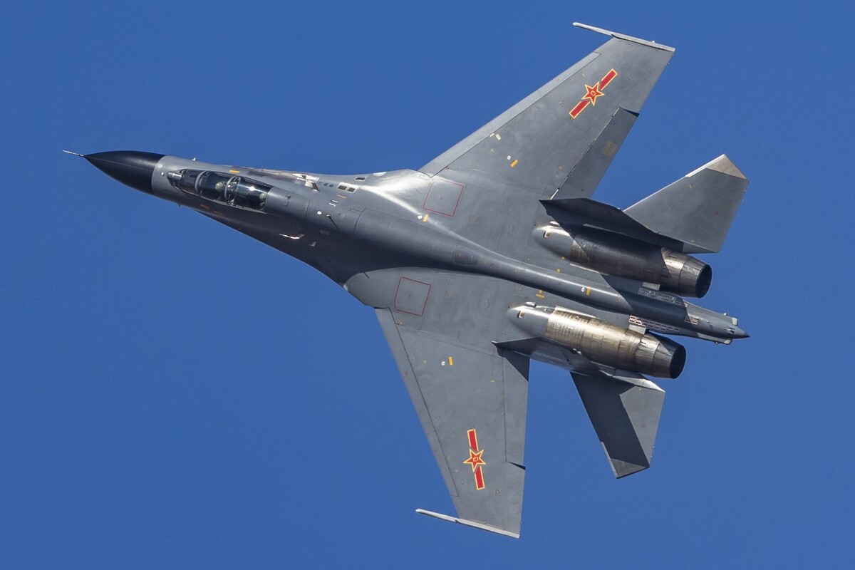 殲-11戰(zhàn)斗機(jī)深度解析資料，殲-11戰(zhàn)斗機(jī)深度解析與性能探討