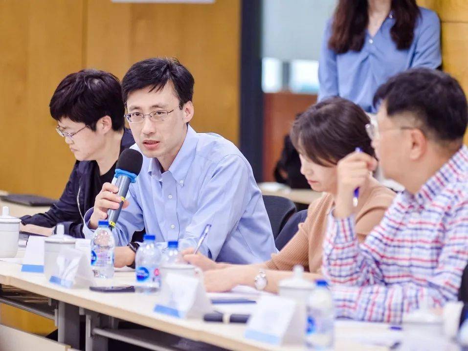 王中王一肖中持嗎？深度解析背后的故事與真相，揭秘王中王一肖背后的故事與真相，深度解析與真相探討