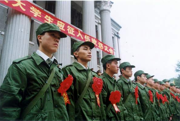 大學生當兵需要什么條件，大學生當兵的條件與要求，全面解讀報名資格
