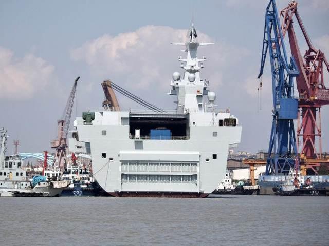 中國海軍075型兩棲攻擊艦尺寸參數(shù)詳解，中國海軍075型兩棲攻擊艦尺寸參數(shù)全面解析