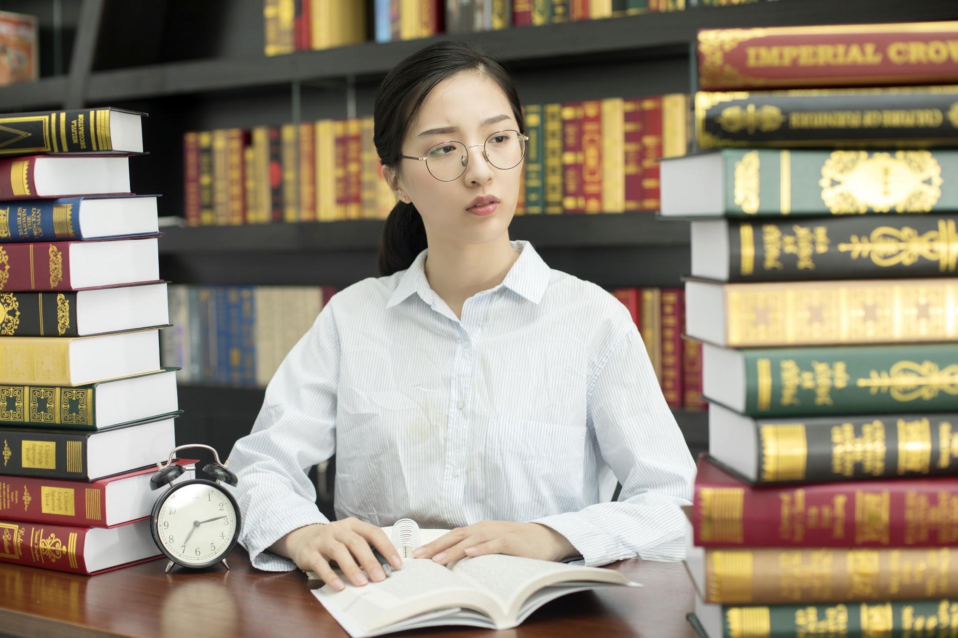 揭秘生肖之王——2009年王中王的傳奇一生，揭秘生肖之王，傳奇一生的王中王（2009年）